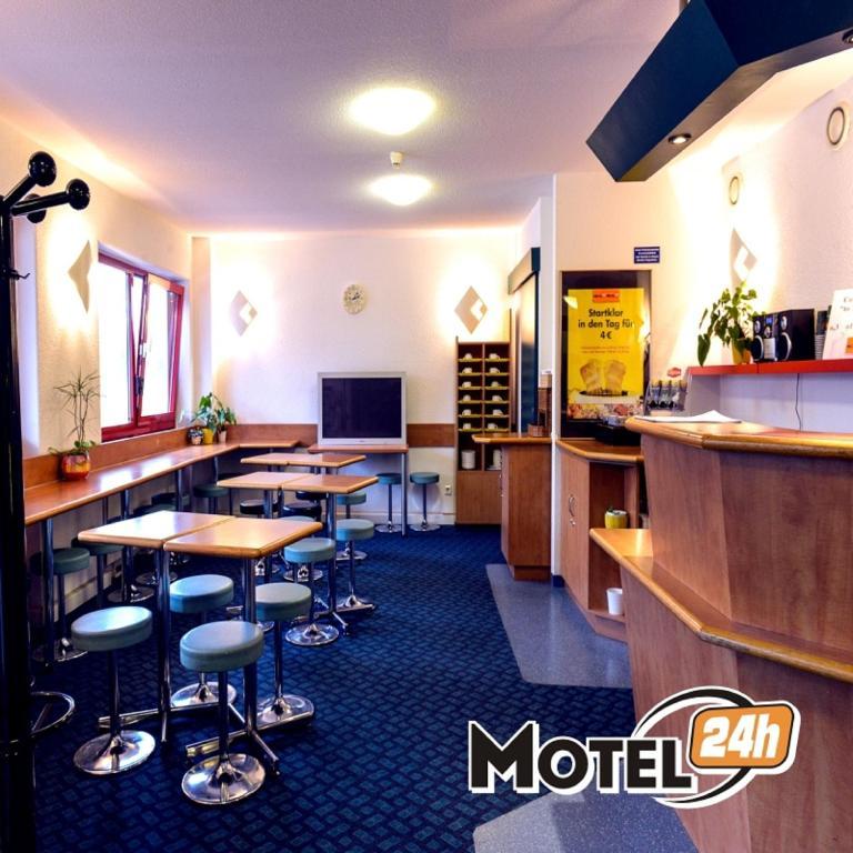 Motel 24H Mannheim Exterior photo