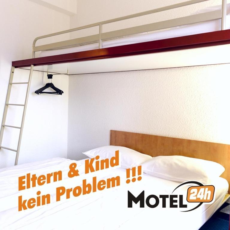 Motel 24H Mannheim Room photo